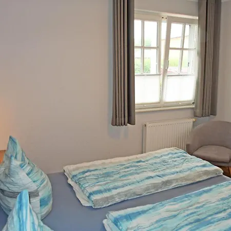 Am Teich Middelhagen